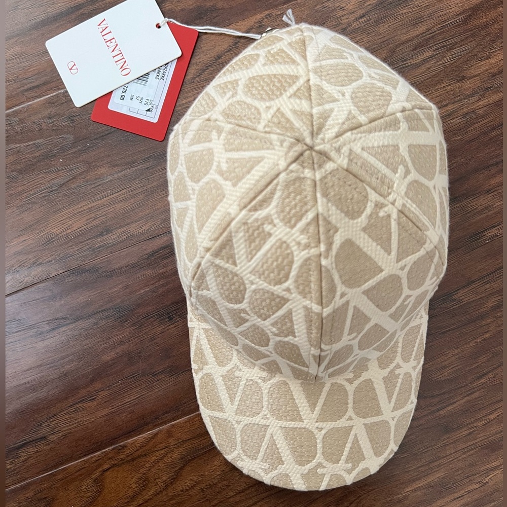 Valentino Garavani | Women Toile Iconographe Cotton Blend Cap Rafia/avorio 57
